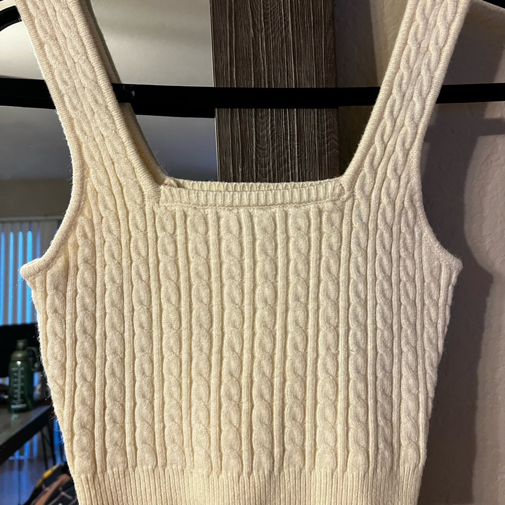 White crop top